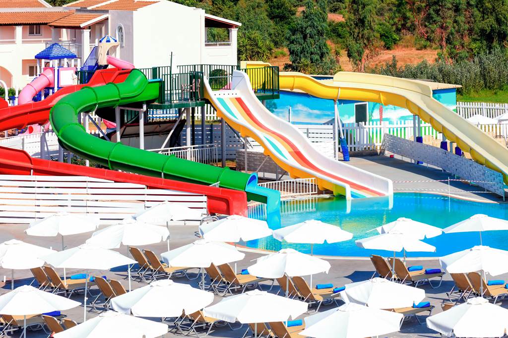 Beachfront Corfu! Family Offer