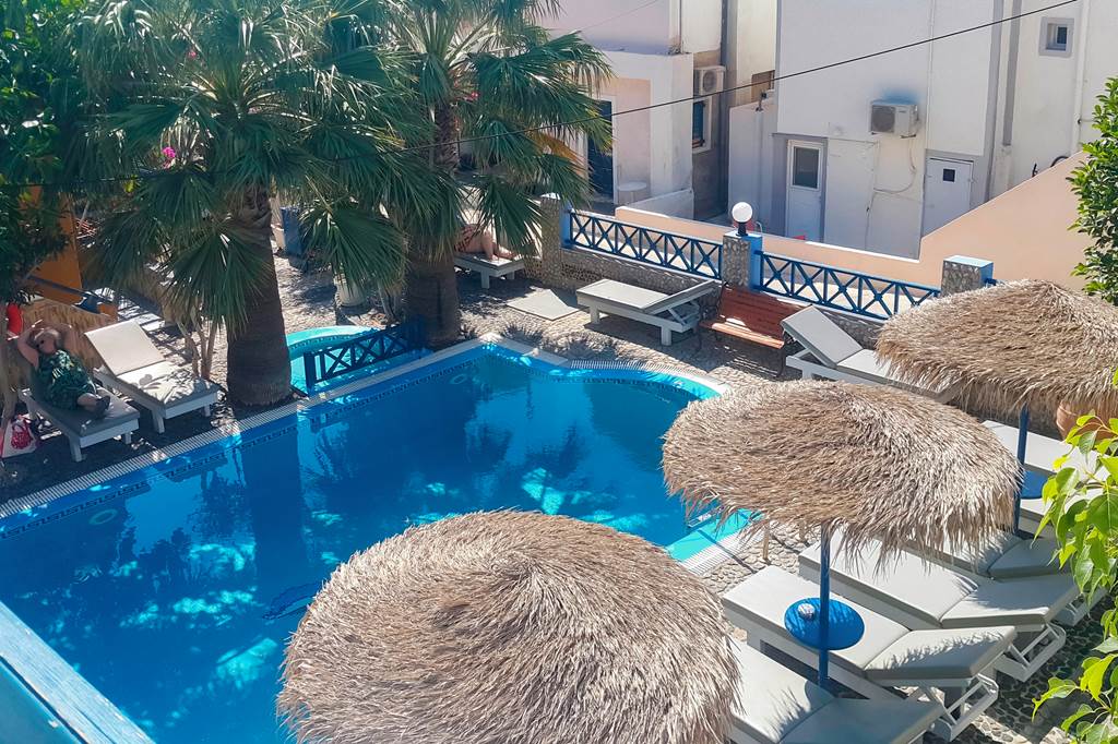 Santorini Late Deal