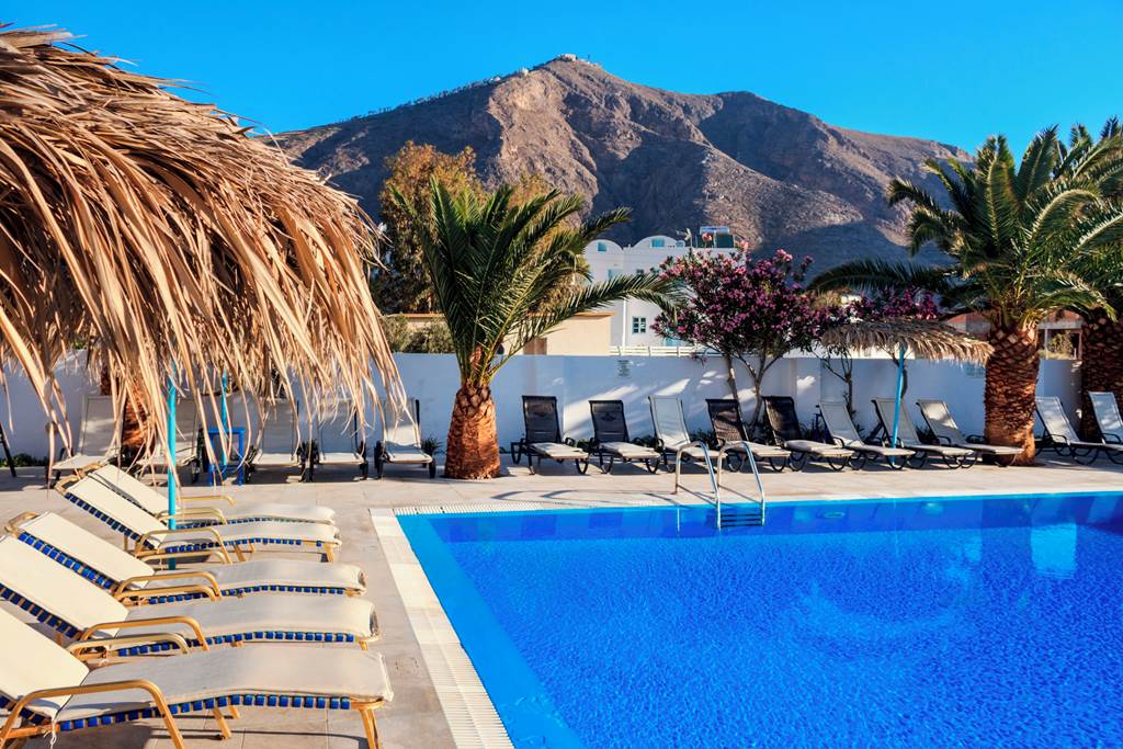 Santorini Family of 3 ONLY £1620
