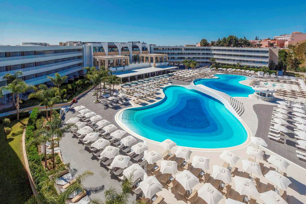 Luxury Swim up in Greece